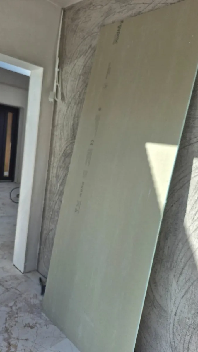 Plasterboard moisturiser green - Image 1