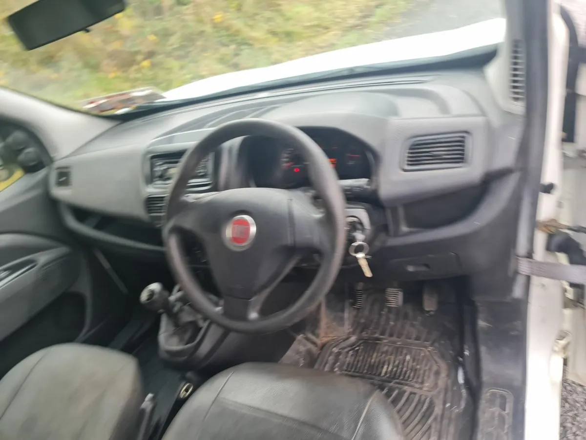 1.6 Fiat Doblo 2016 new cvrt NEAREST OFFER SECURES - Image 2