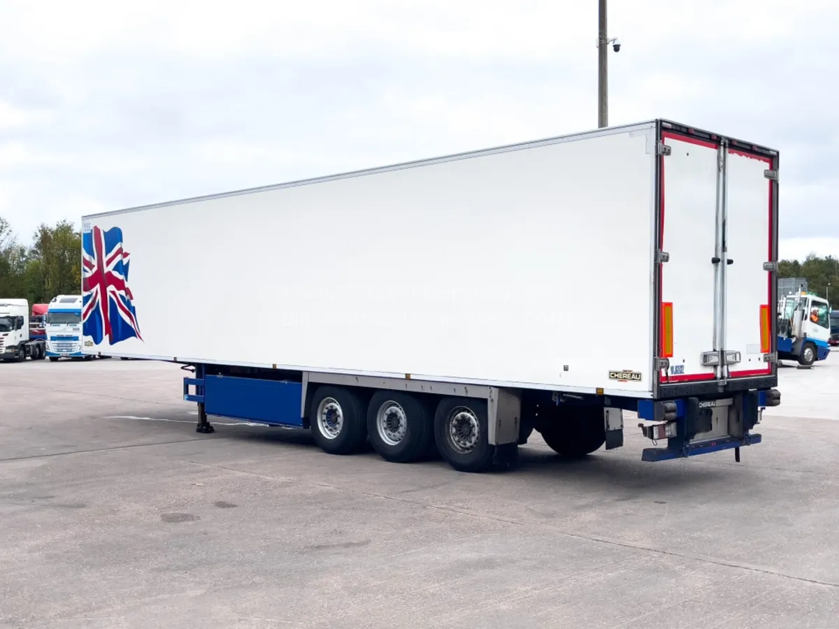 2016 CHEREAU SINGLE TEMP TRI AXLE FRIDGE TRAILER - Image 4