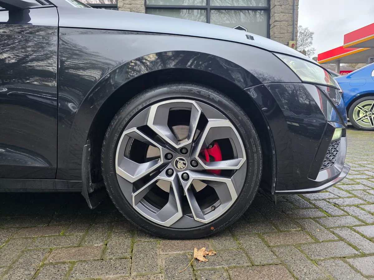 2023 SKODA 2.0 TDI RS 200 BHP DSG AUTO. - Image 4