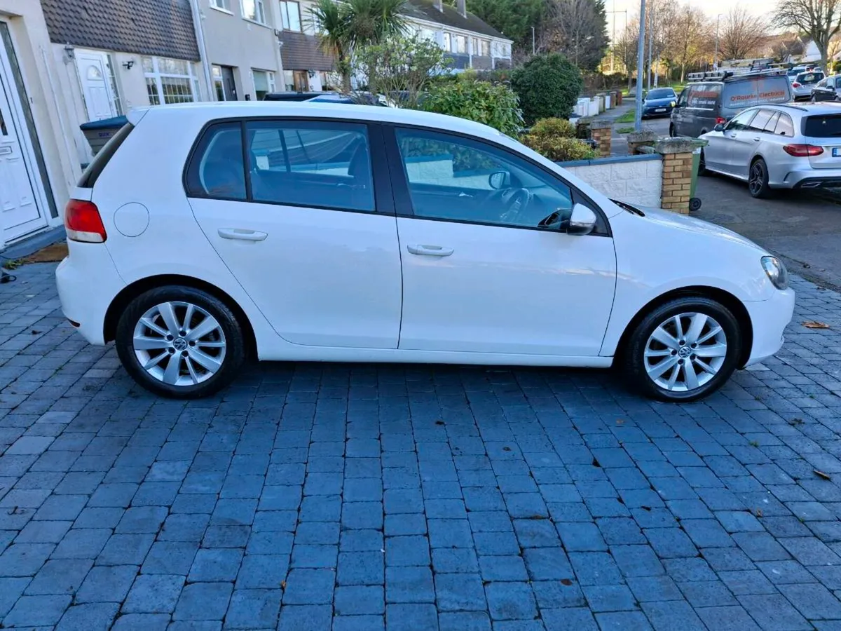 Volksfagen Golf Mk6 Great Service History - Image 3