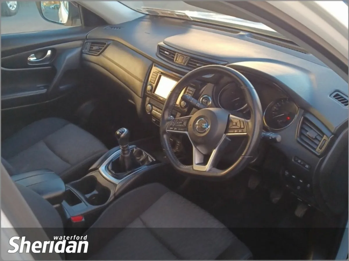 Nissan X-Trail 1.6 DCI SV PREMIUM 7 SEATS LOW KMS - Image 2