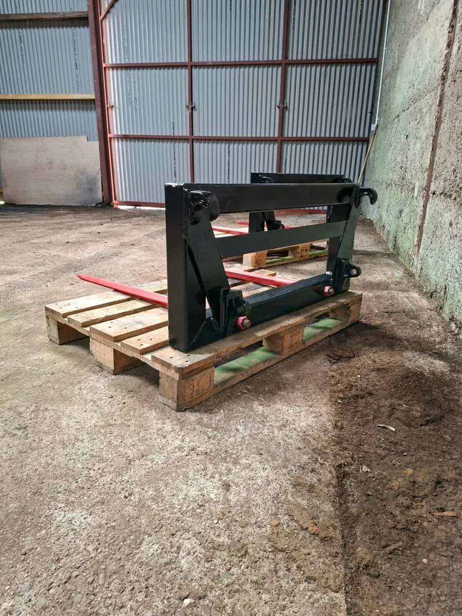 Pinnacle Fabrication Bale Spike - Image 2