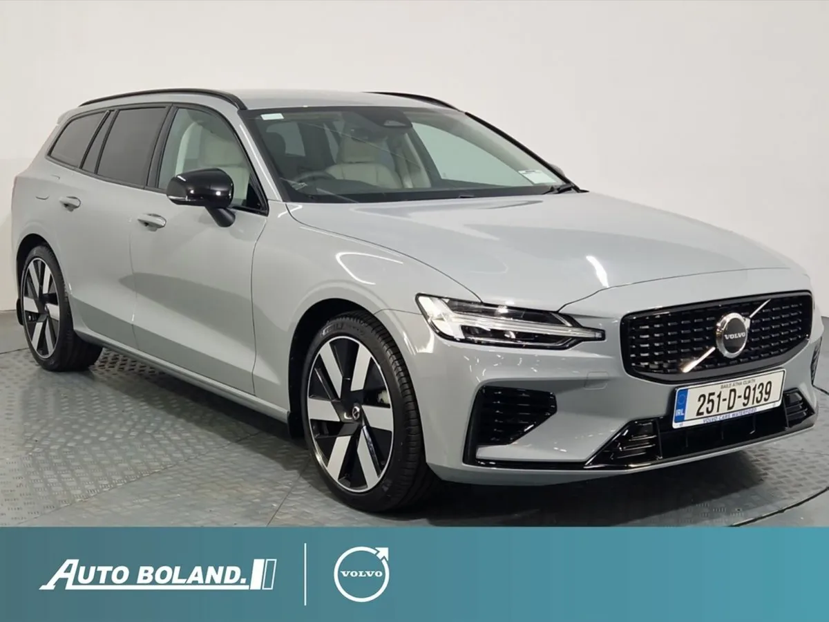 Volvo V60 T6 PHEV Plus Dark *DEMO* - Image 1