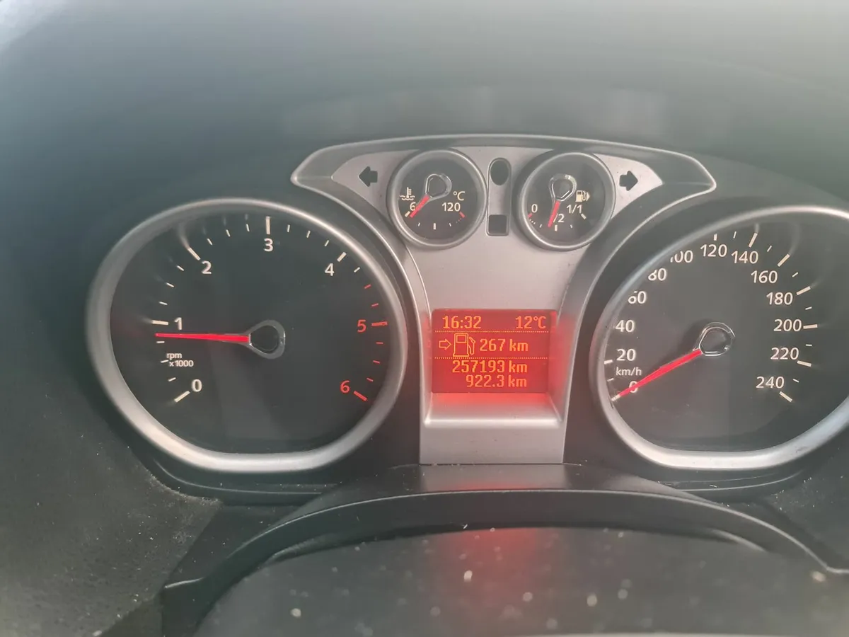 4wd all wheel drive 2lt new nct ford kuga jeep - Image 4