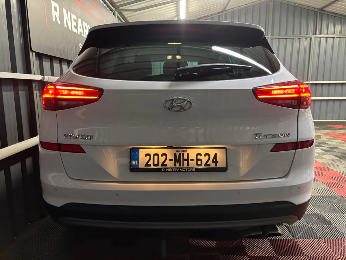 2020 202 Hyundai Tucson Diesel Executive - Image 2