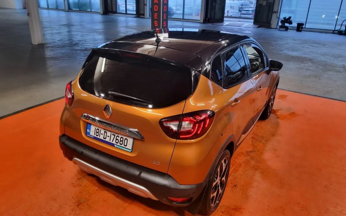 Renault Captur dCi 110 SIGNATURE X NAV - Image 3