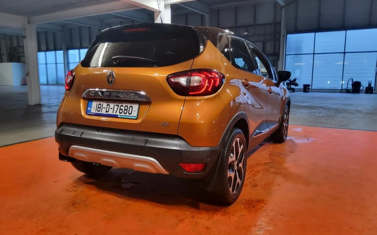 Renault Captur dCi 110 SIGNATURE X NAV - Image 4