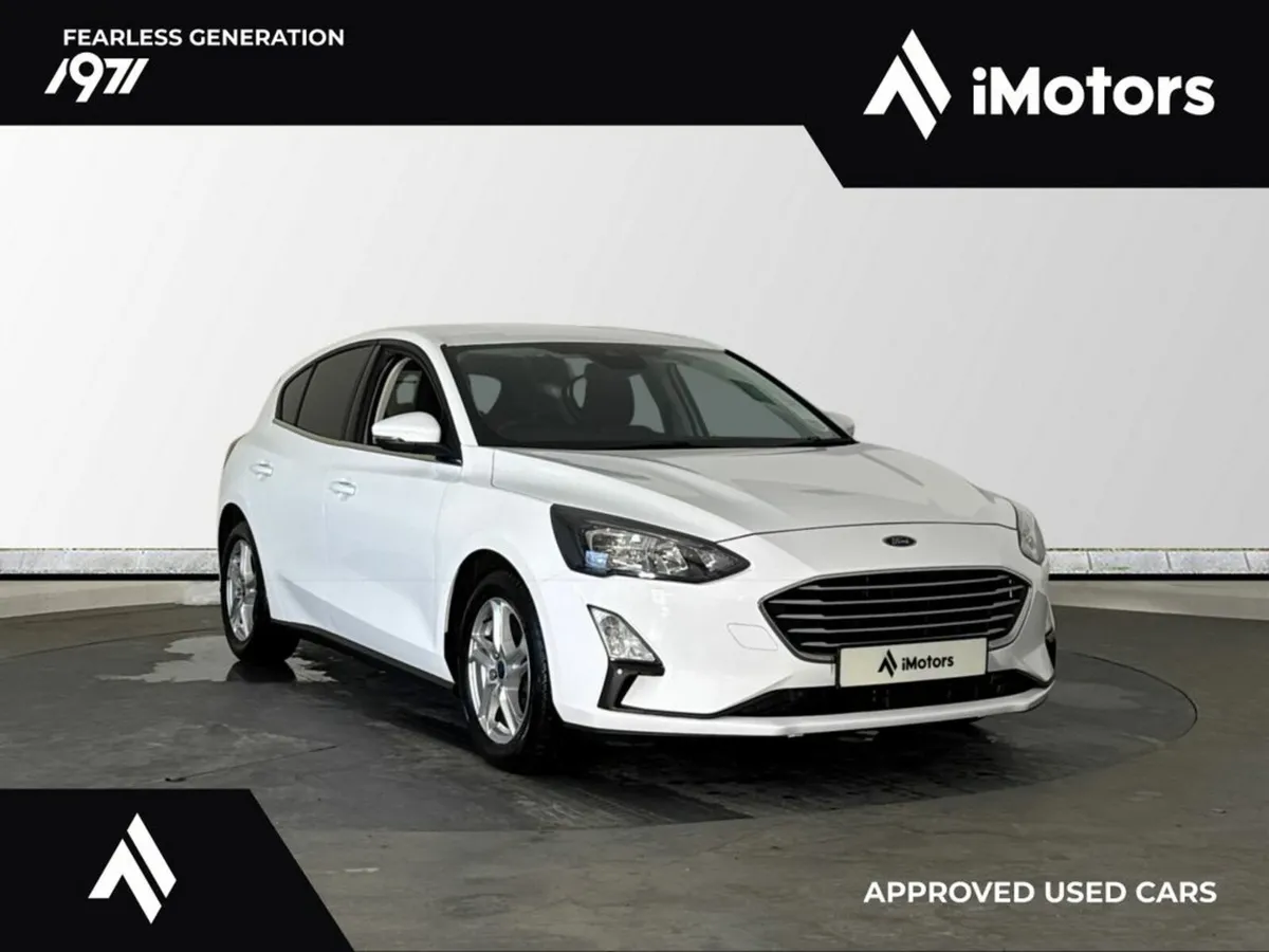 Ford Focus Zetec 120PS 5DR - Image 1
