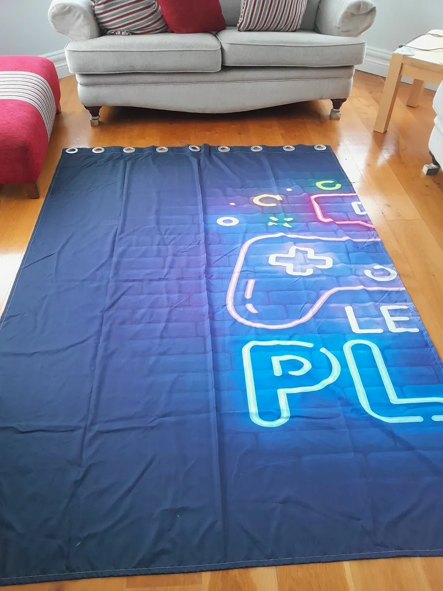 Play Station curtains - Image 2