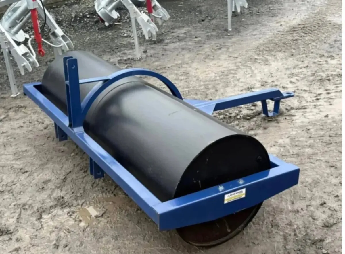 LAND ROLLER GORMLEY 8FT NEW - Image 3