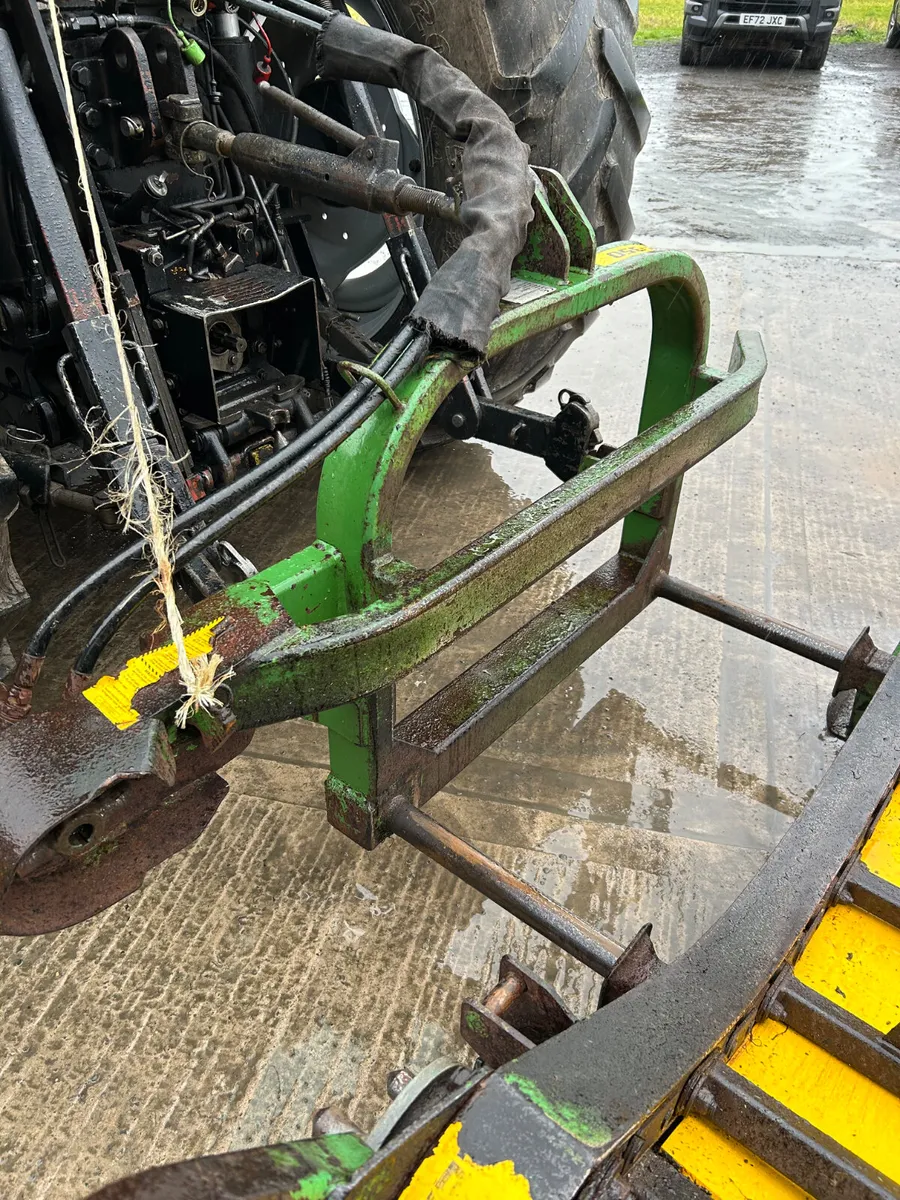 Hustler SL350 Bale feeder - Image 3