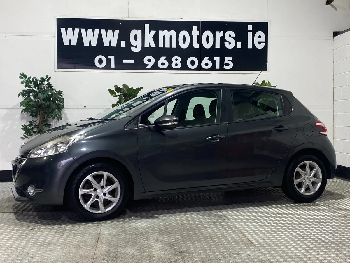 Peugeot 208 2013//DIESEL//LOW KLMS/// - Image 3