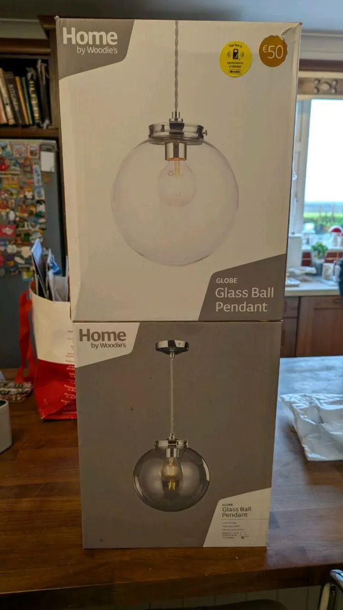 Glass Pendant x 2 - Image 1