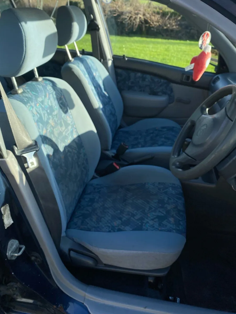 Toyota Starlet 1998.   Low milage - Image 4