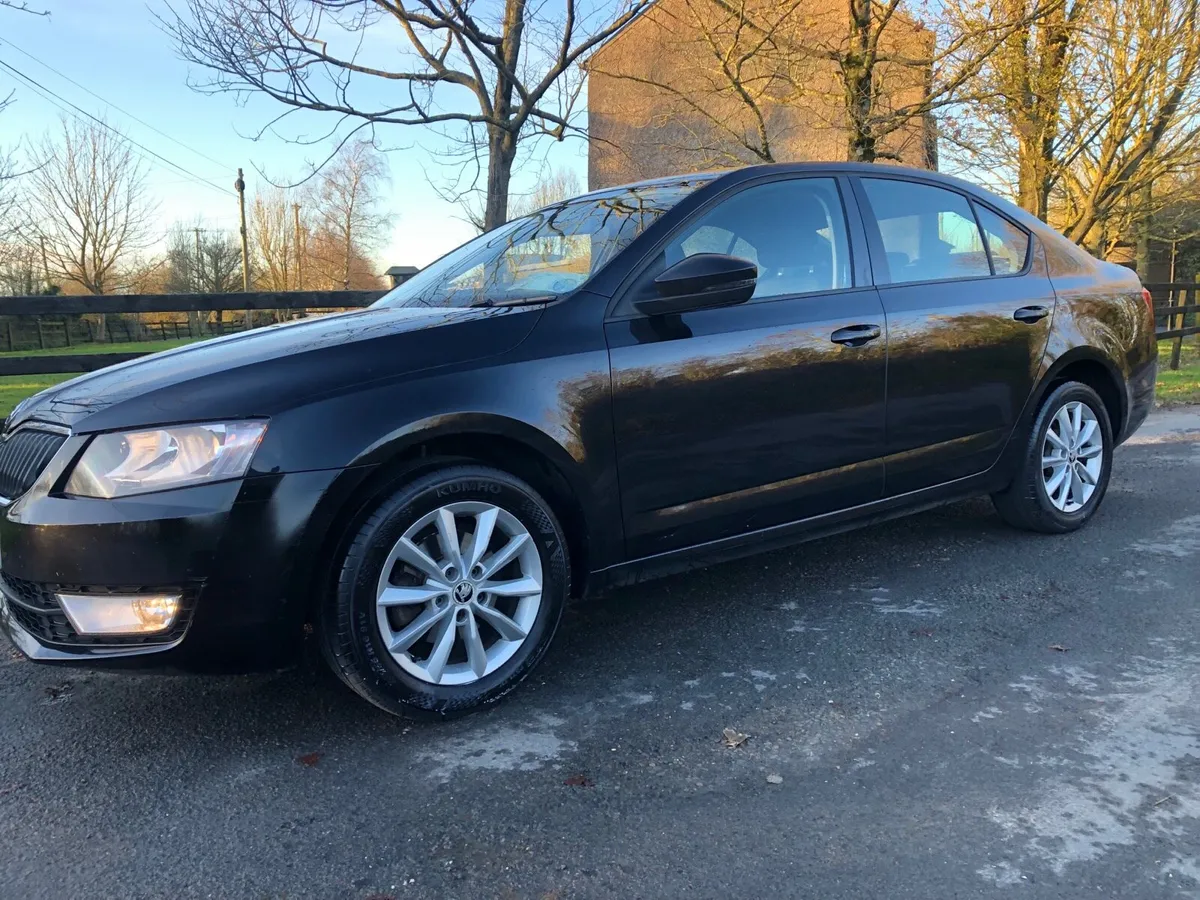SKODA OCTIVA AS NEW NCT 1/27 FULL SERVICE HISTORY - Image 2