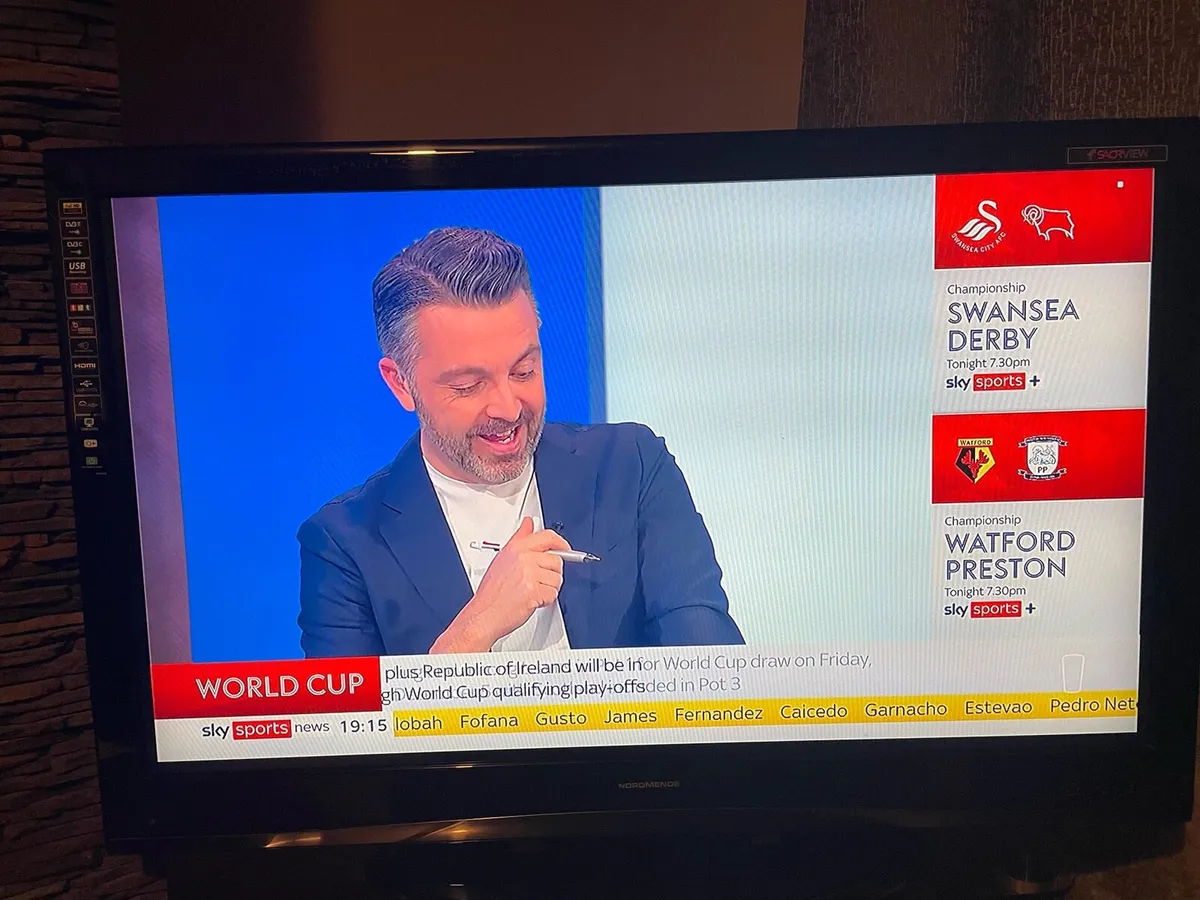 TV 42” Nordmende - Image 2