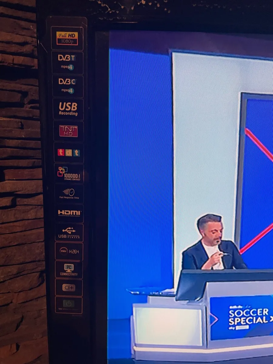 TV 42” Nordmende - Image 3