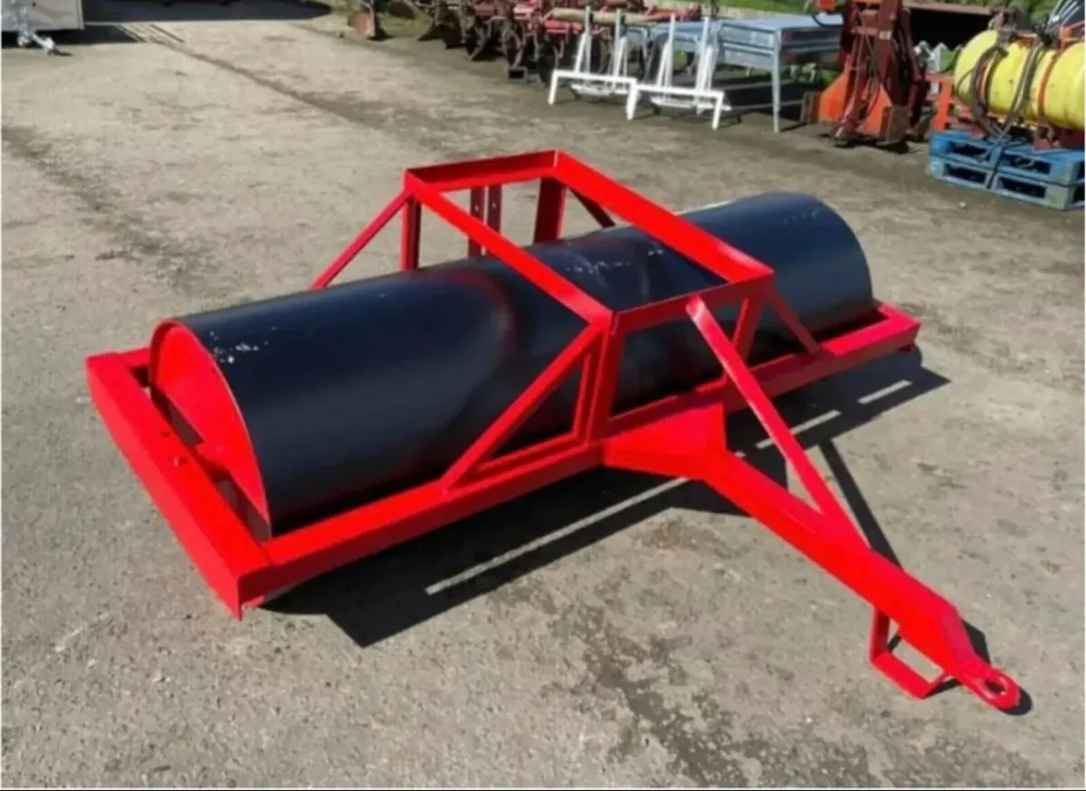 LAND ROLLER 8FT MCKENNA NEW - Image 1