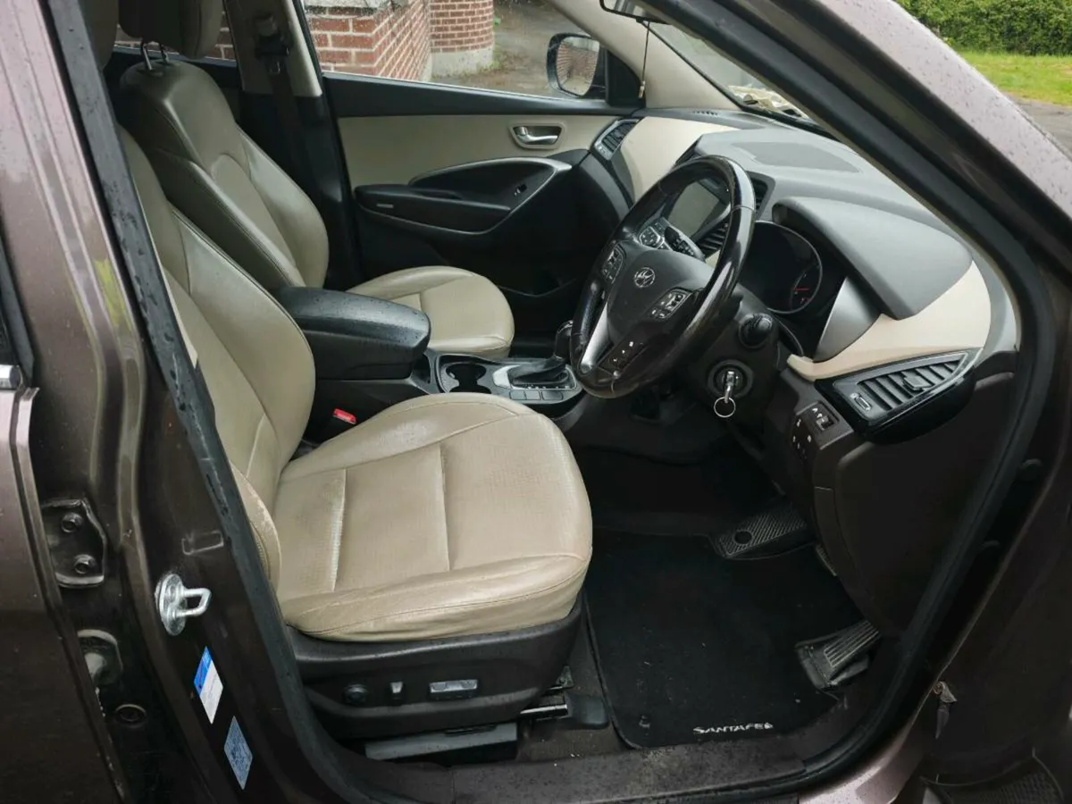 Hyundai Santa Fe - Image 4