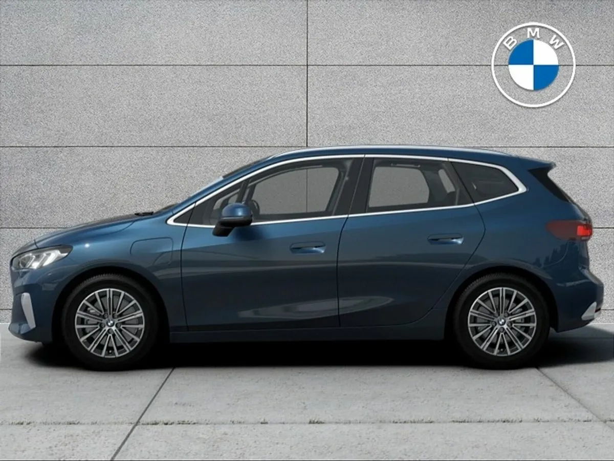 BMW 2-Series 225e Luxury Active Tourer - Image 2