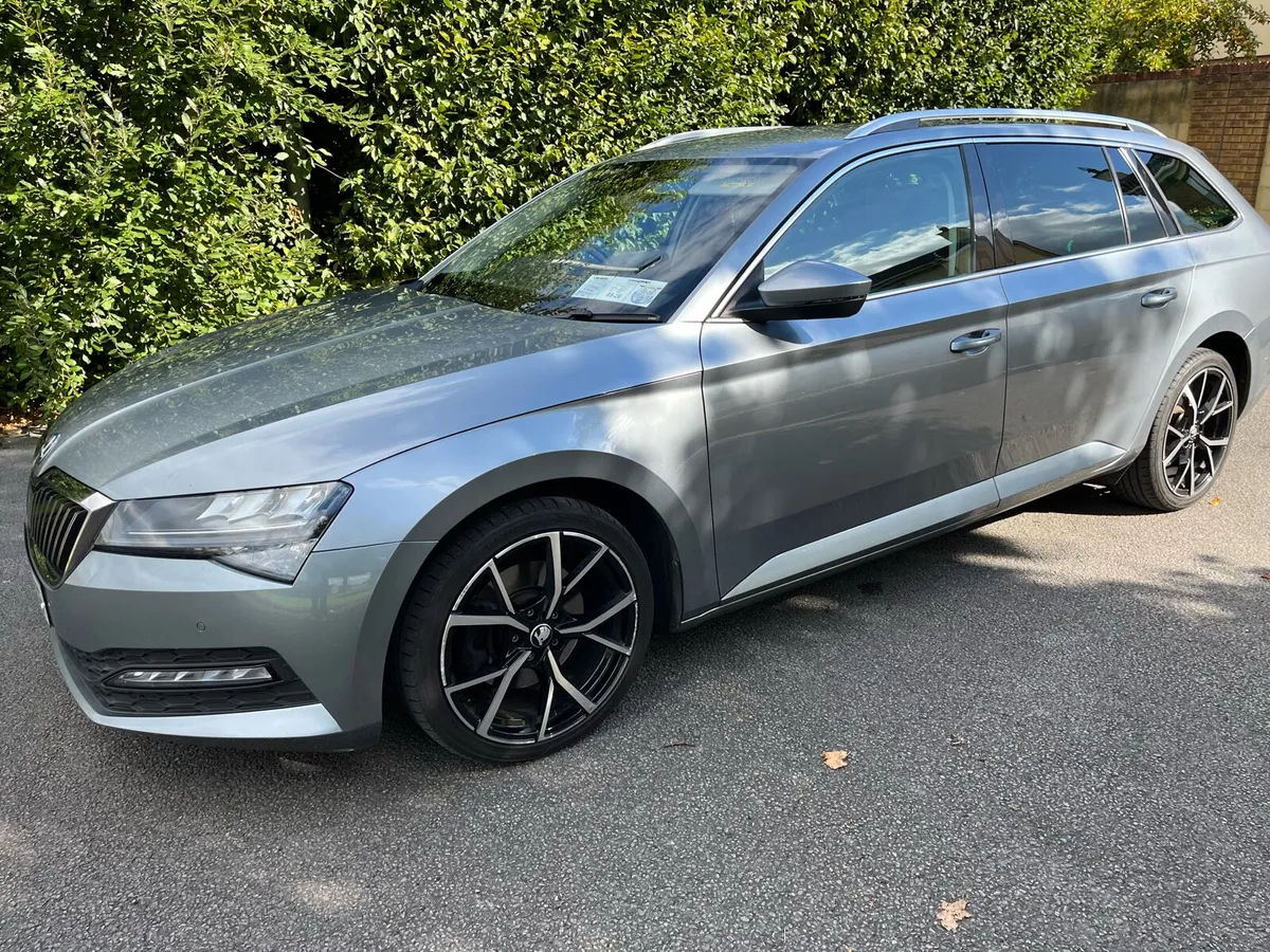 Skoda Superb Auto Diesel - Image 4