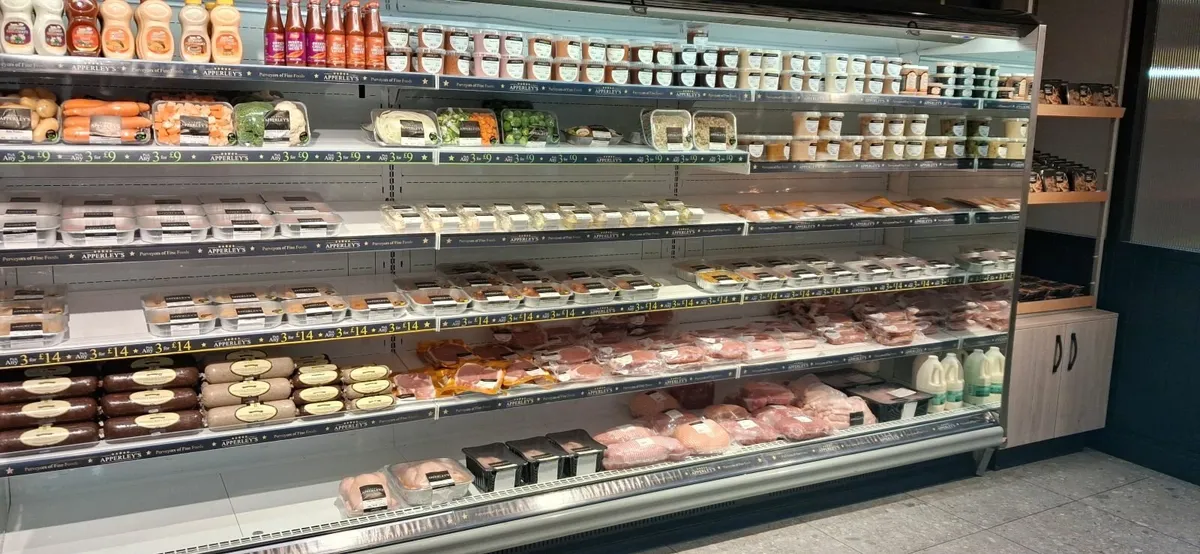 Nurdil multideck refridgerated cabinet - Image 1