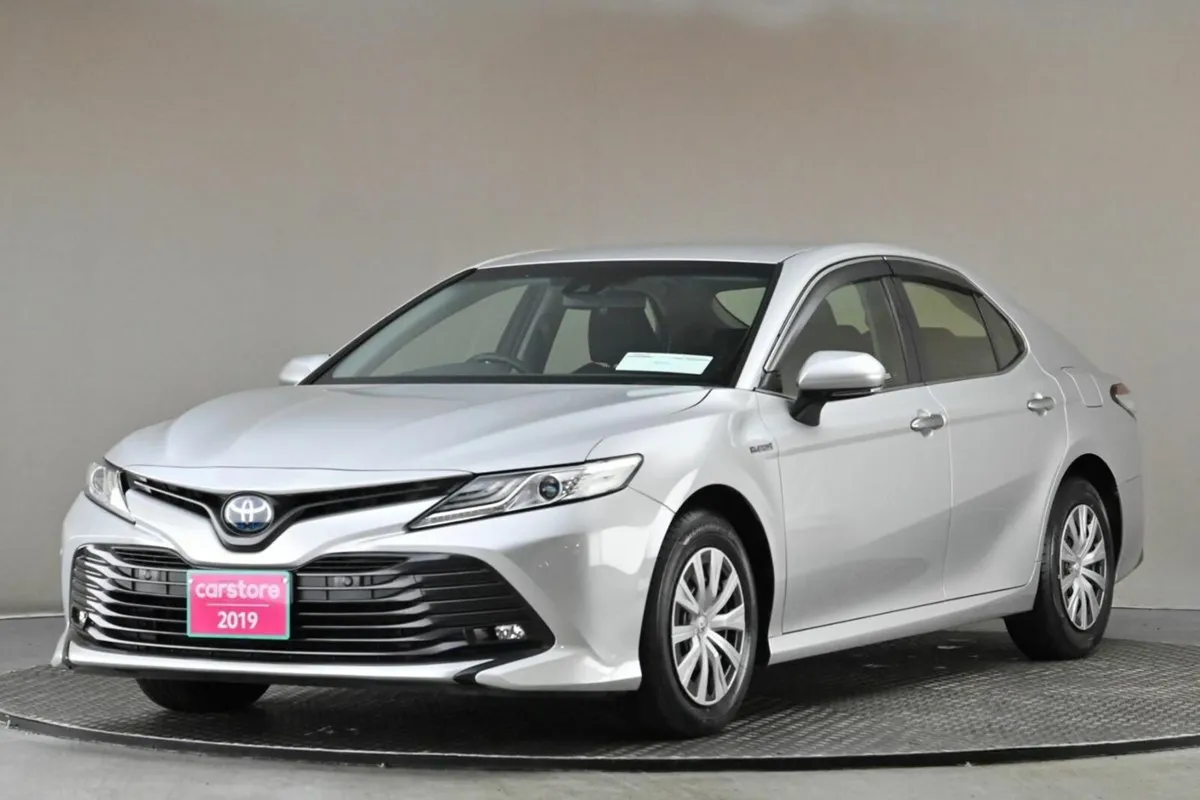 Toyota Camry 2.5 HYBRID **10"ANDROID PLAYER**REVER - Image 3