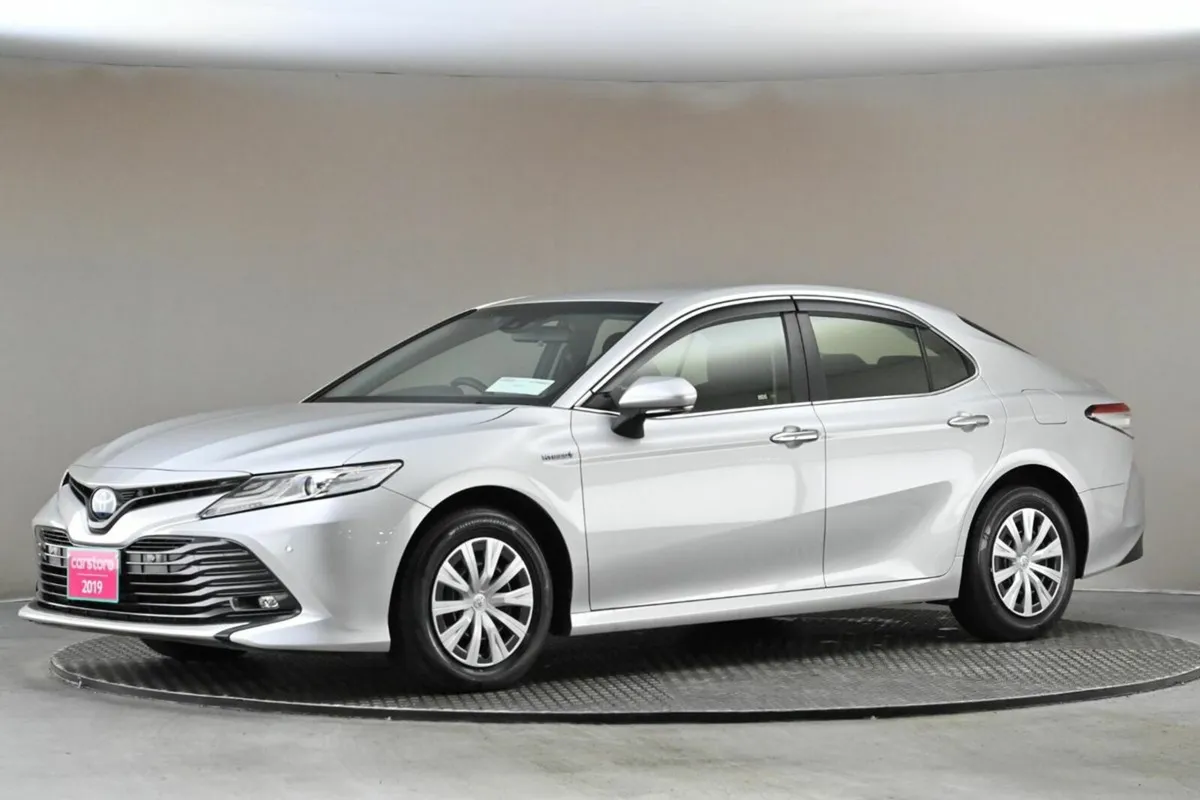 Toyota Camry 2.5 HYBRID **10"ANDROID PLAYER**REVER - Image 4