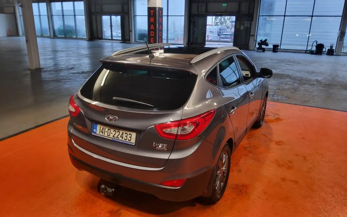 Hyundai ix35 1.7 Diesel Premium 2WD 115hp - Image 2