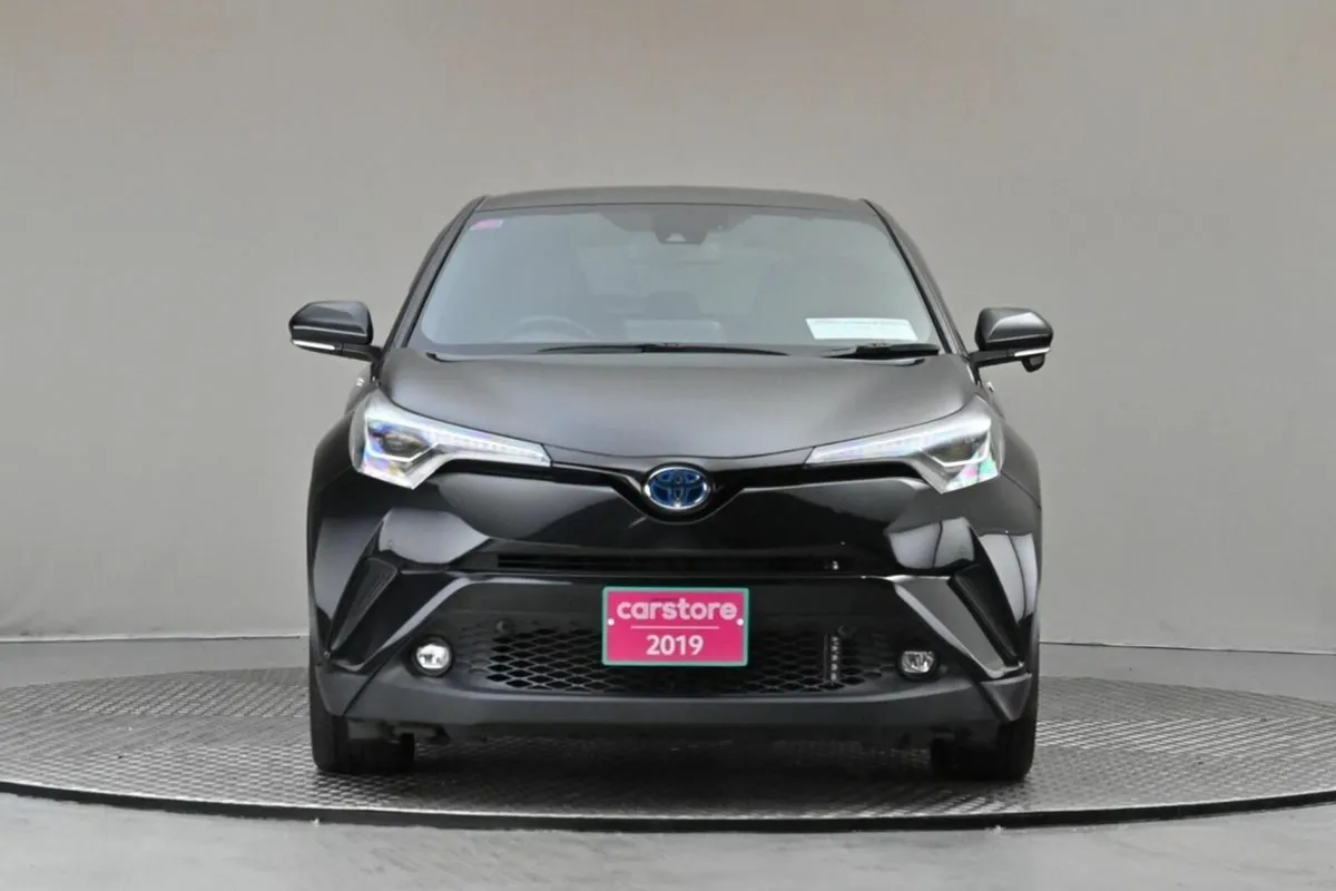 Toyota C-HR 1.8 HYBRID **HALF LEATHER**10"ANDROID - Image 2