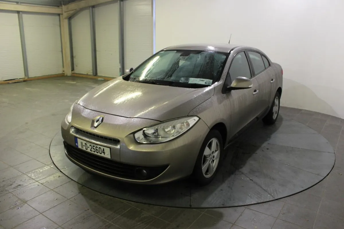 Renault Fluence 1.5 DCI 110 EDC ECO2 DYNAMIQUE AUT - Image 4