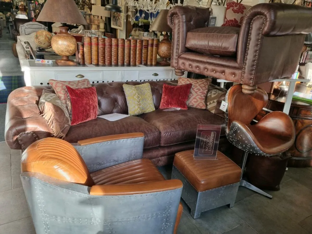 Furniture warehouse - Image 3