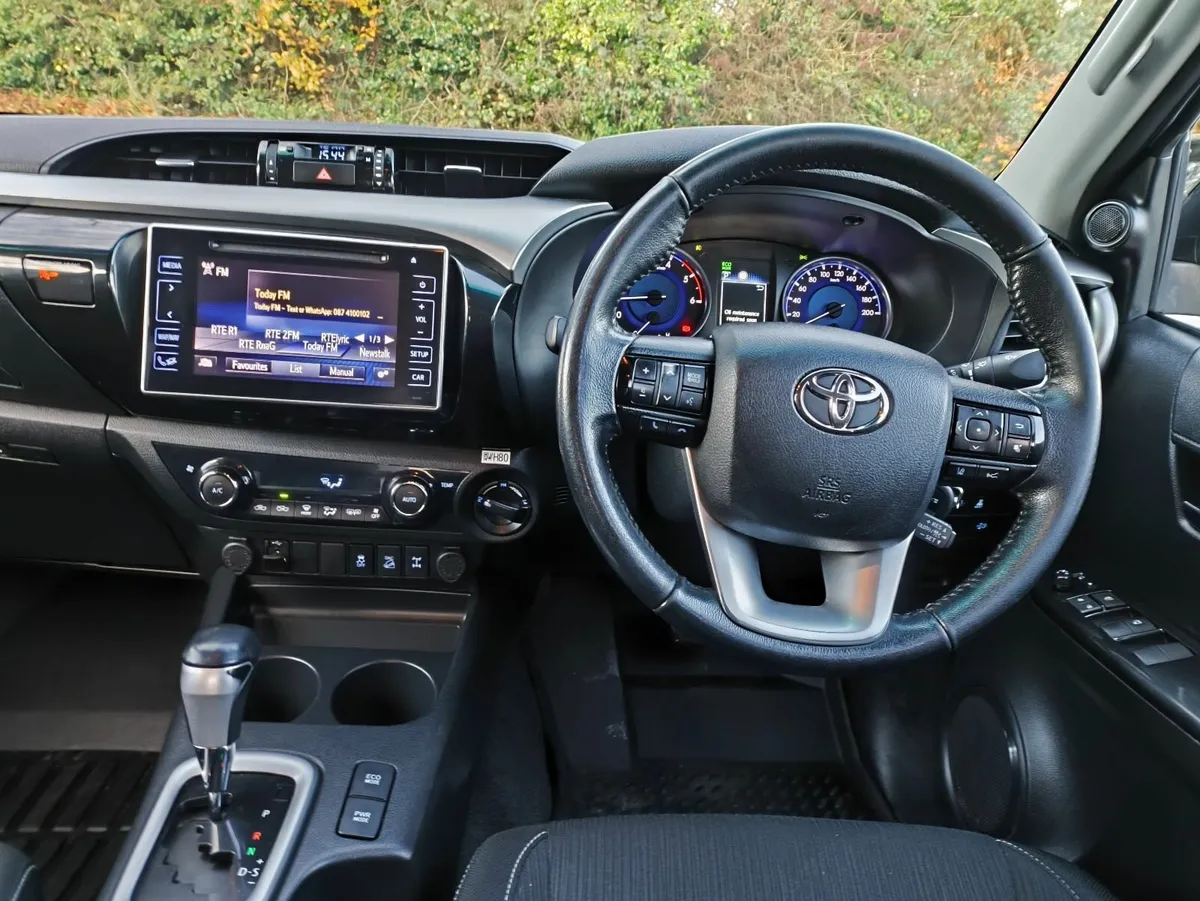 Toyota Hilux 2020 - Image 3