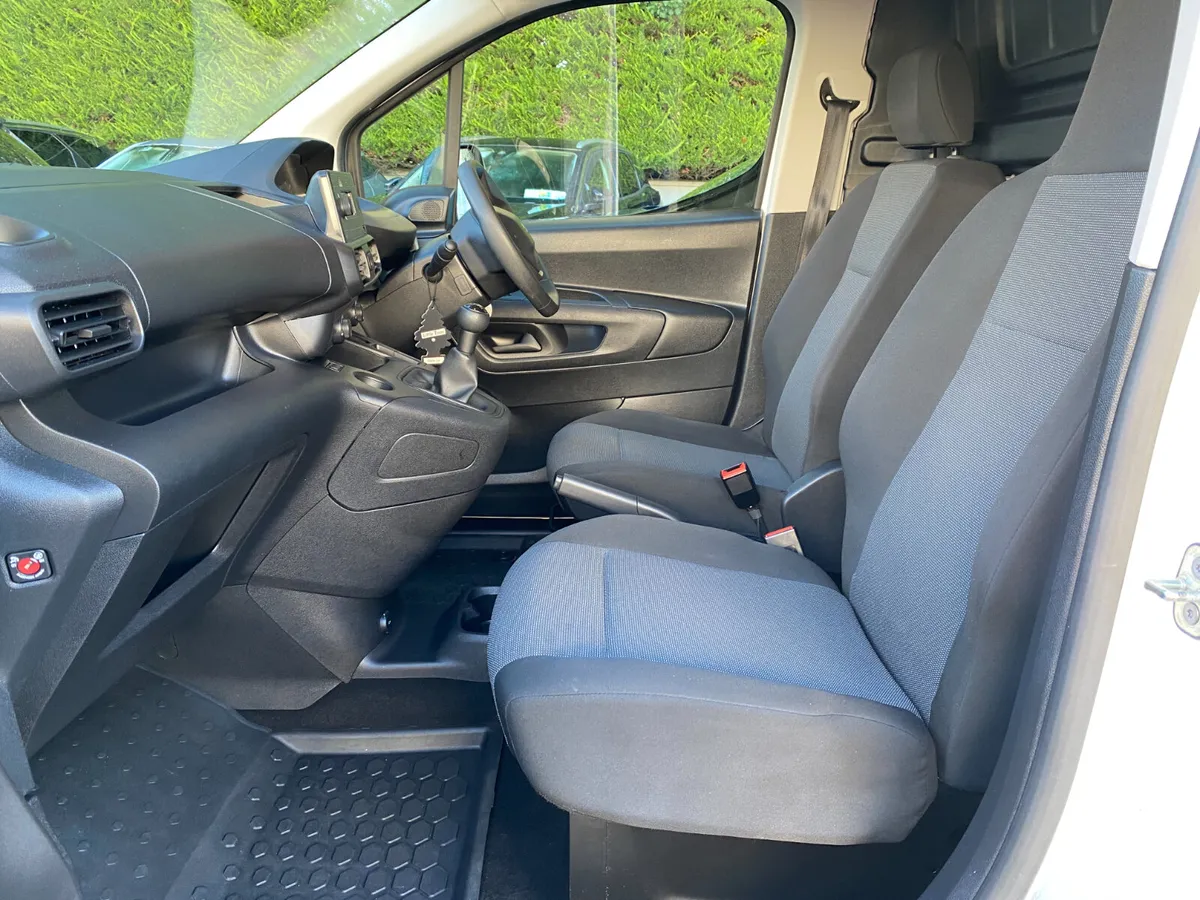 Peugeot Partner Access 1.5 HDI 75 - Image 4