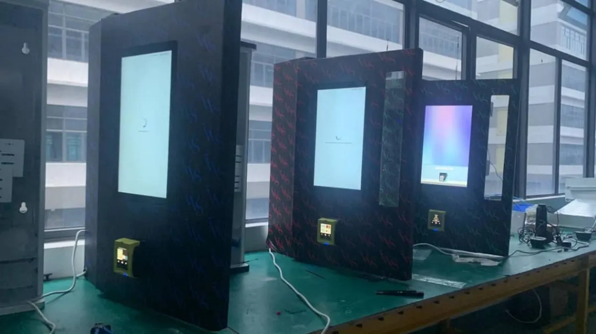 Touch Screen Vending Machine - Image 3