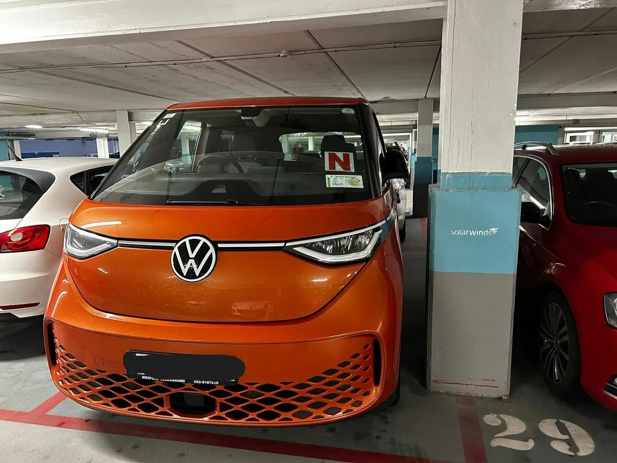 Volkswagen ID.Buzz 2023 - Image 1