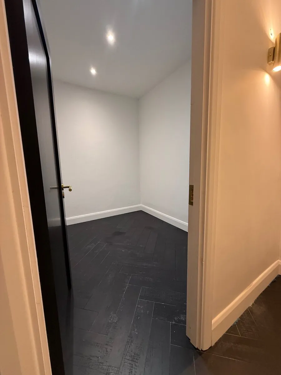 Treatment room rental - Image 2