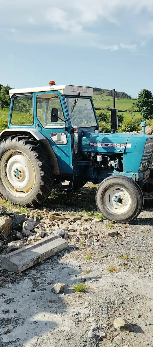Ford 4000 - Image 1