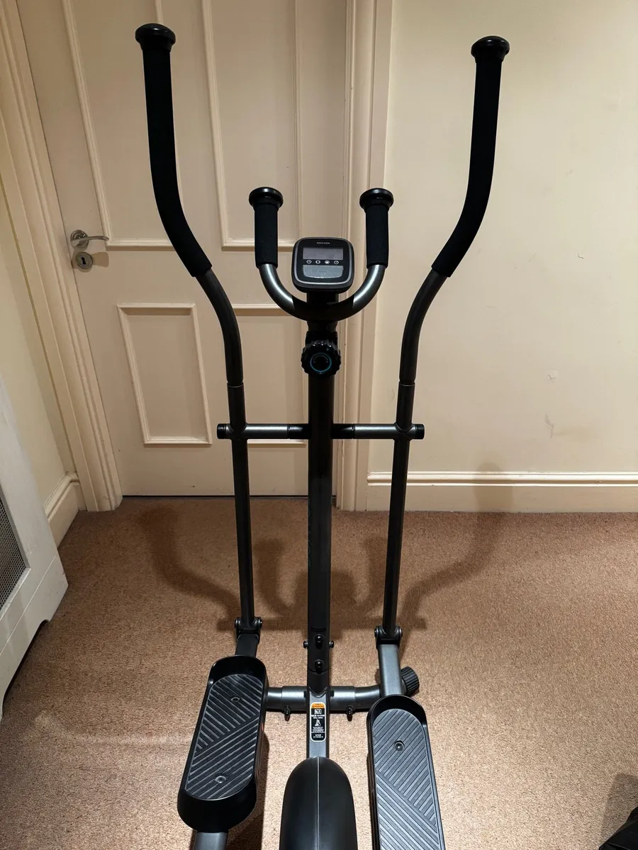 Elliptical trainer - Decathlon Domyos 100 - Image 2