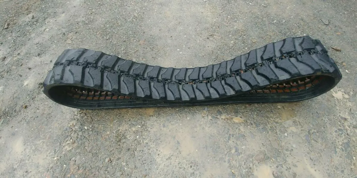 Kubota Rubber Track - Image 1