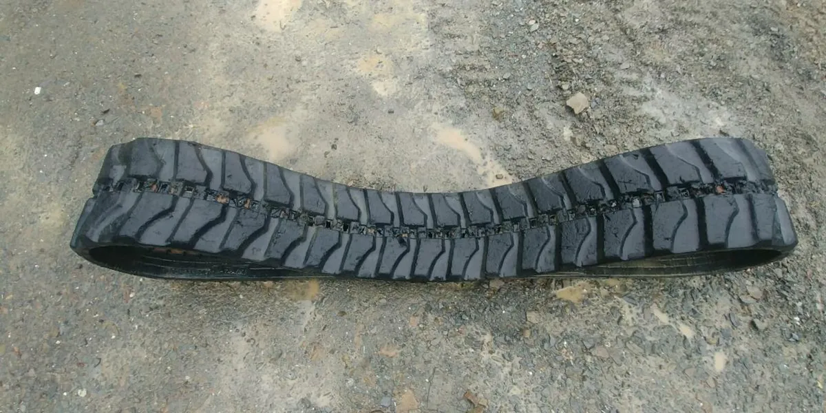 Kubota Rubber Track - Image 4