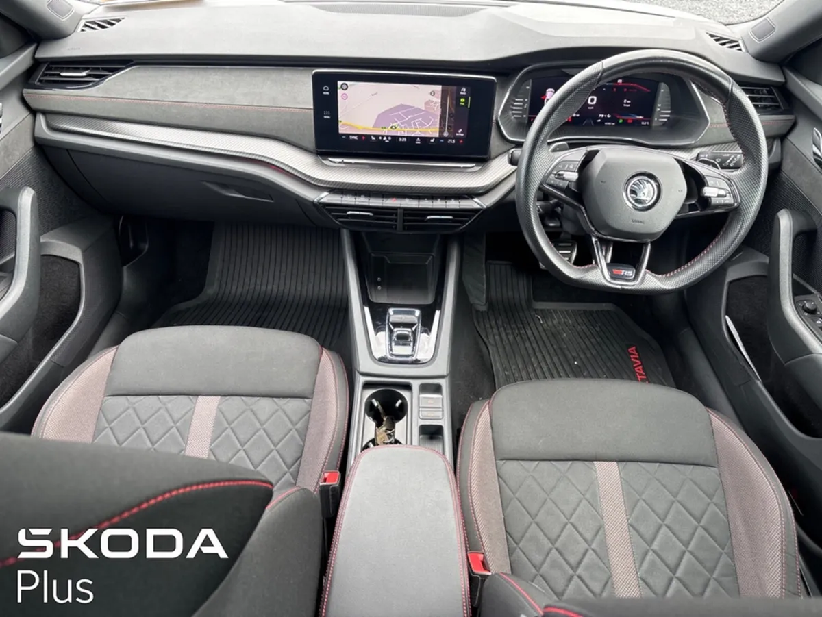 Skoda Octavia RS 2.0 TDI 200BHP DSG 5DR - Image 2