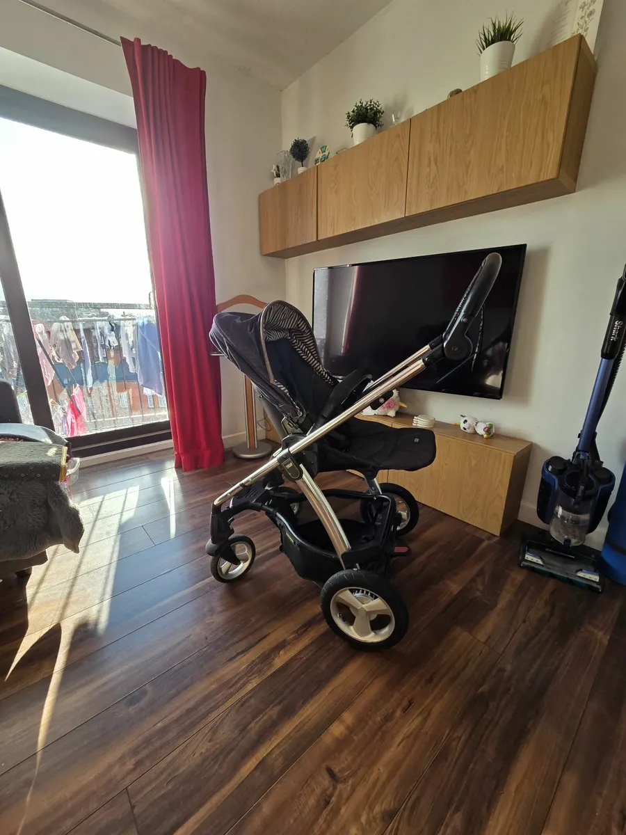 Pushchair - Image 1