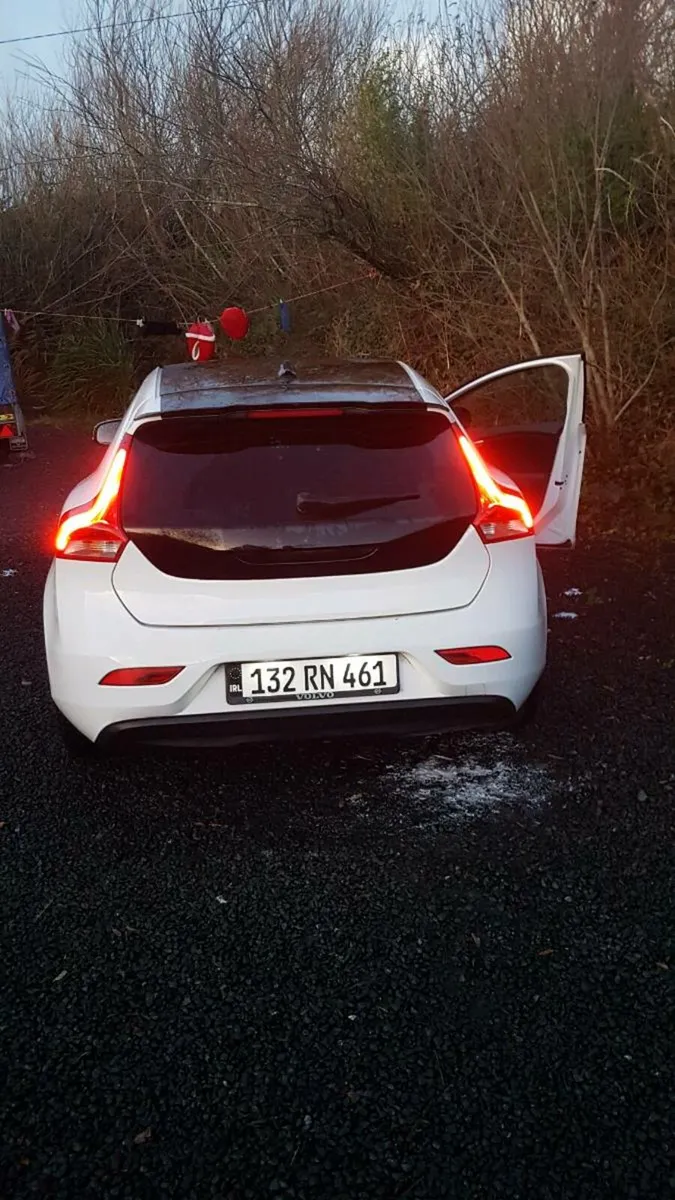 Mint volvo v40 - Image 2