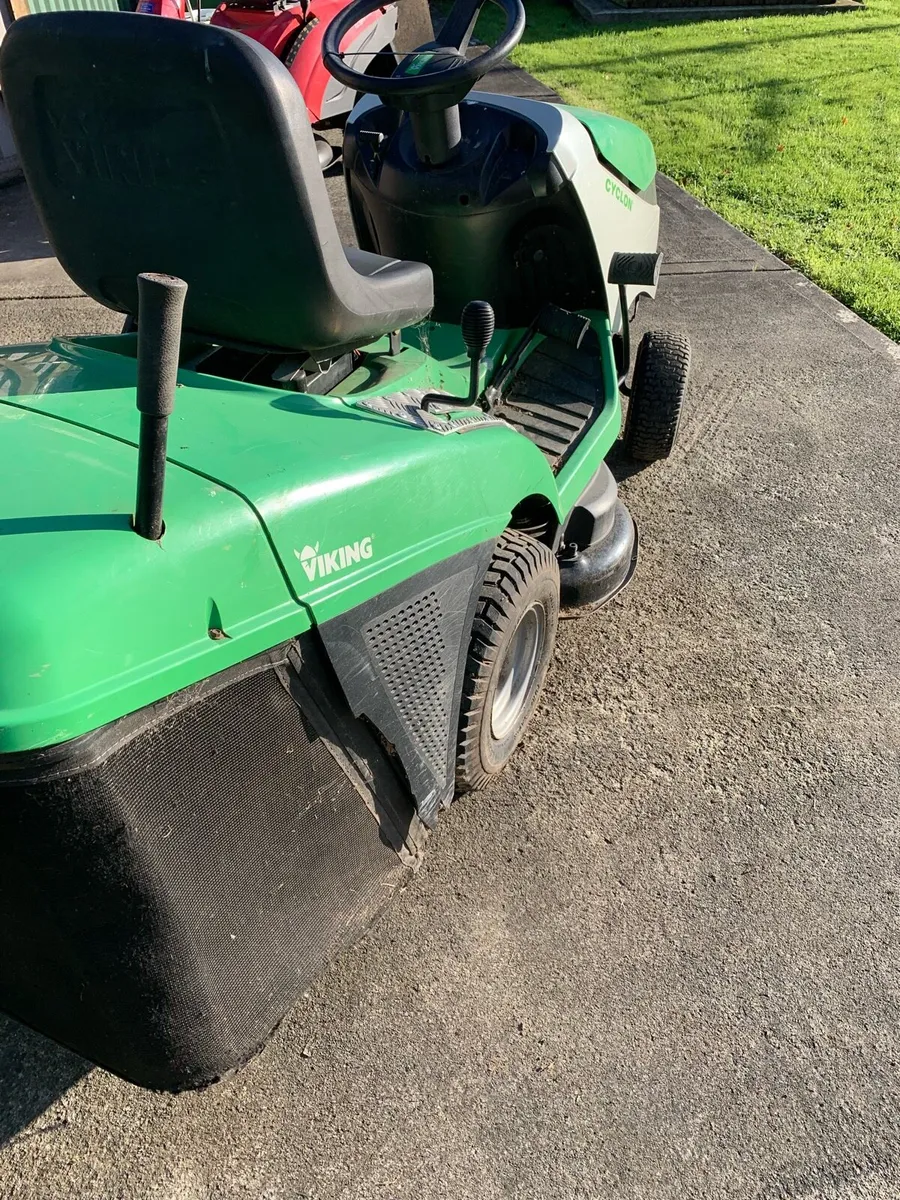 Viking mower - Image 3