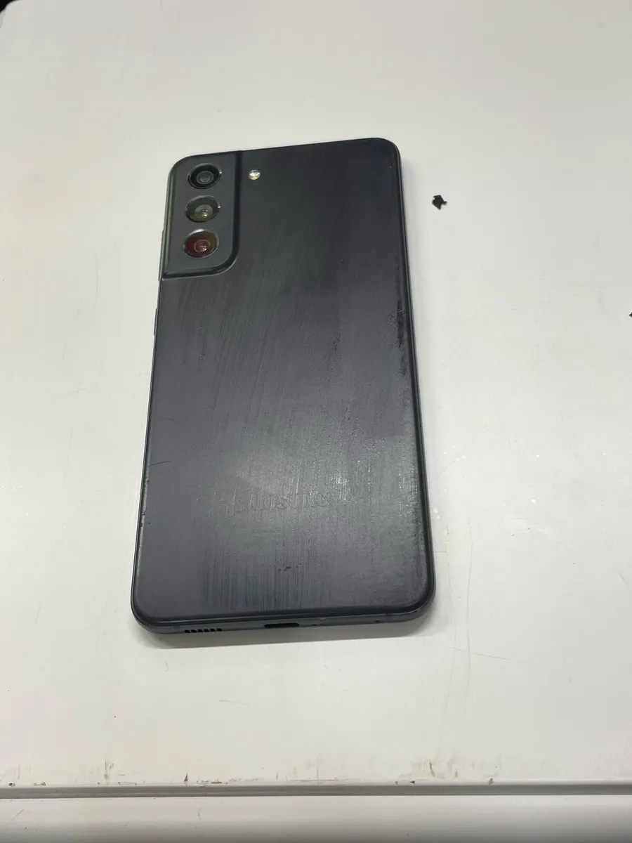 SAMSUNG S21 FE 5G - Image 1