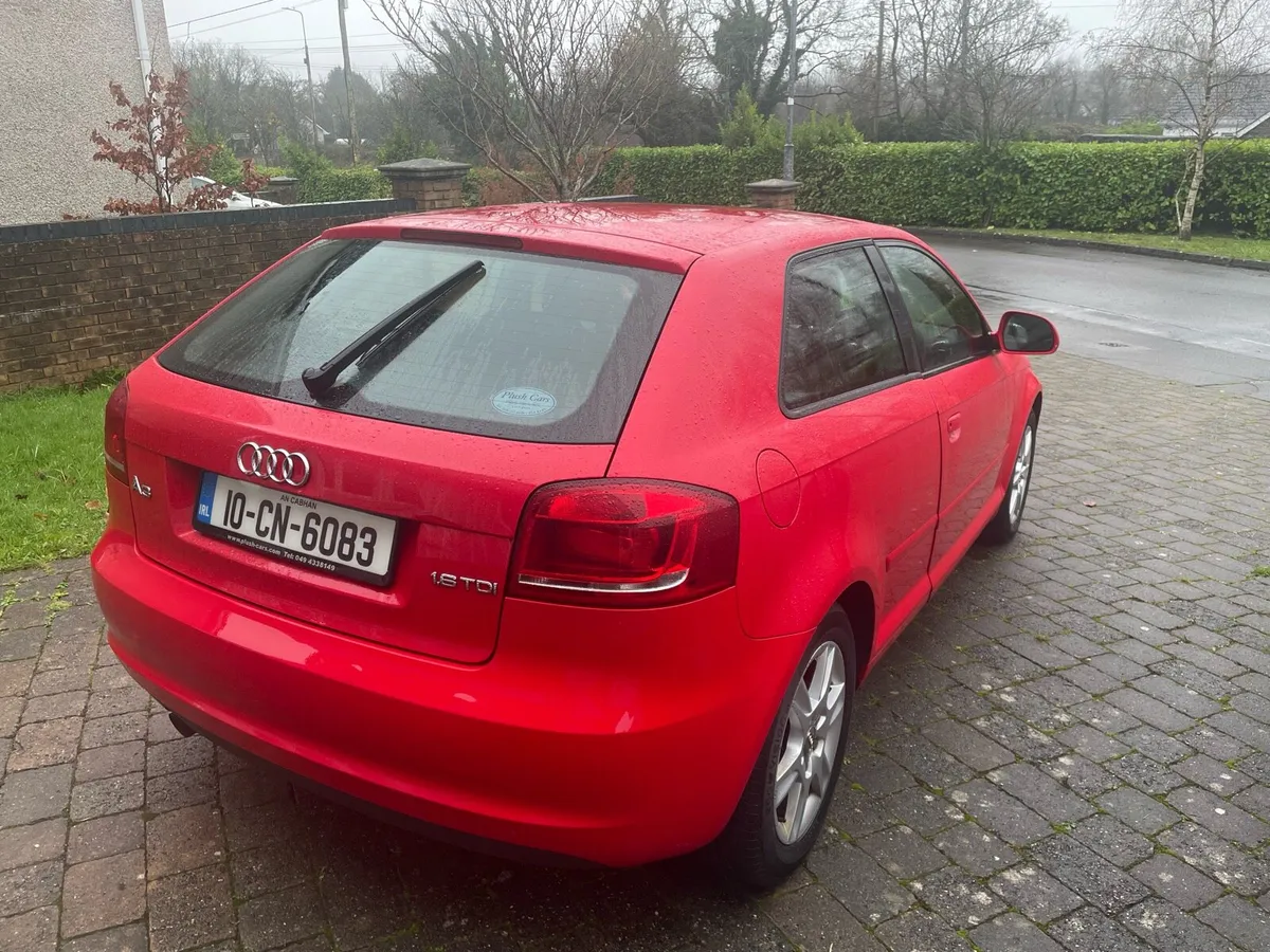 Audi A3 2010 - Image 2
