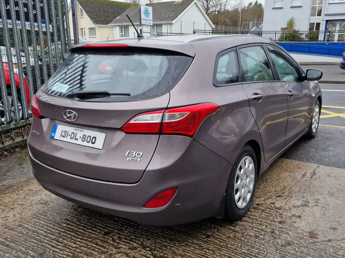 Hyundai i30 1.4 Diesel 90hp Elite Tourer - Image 4