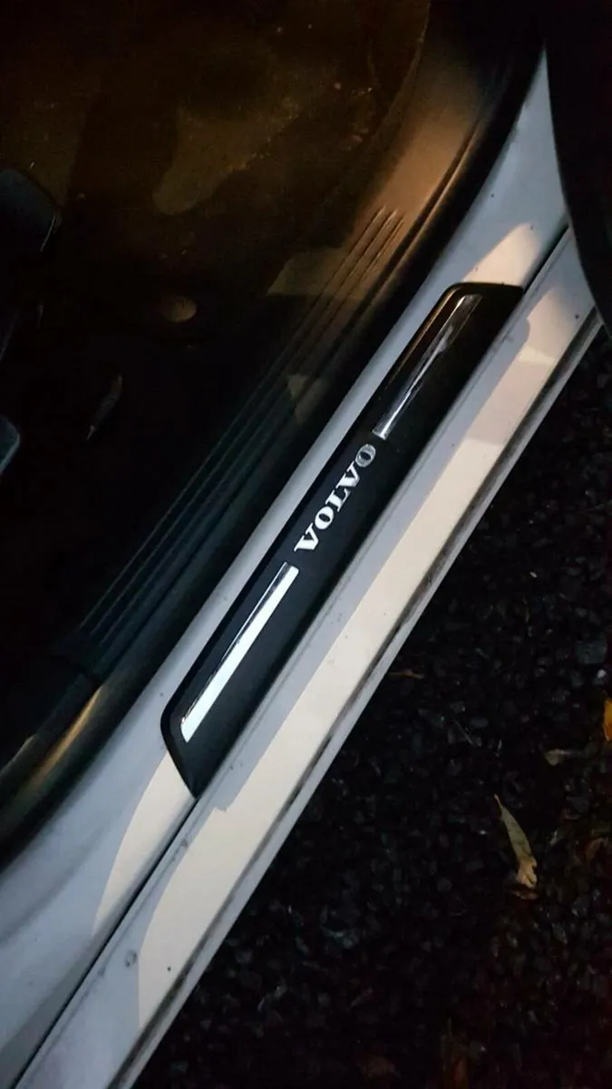 Mint volvo v40 - Image 4